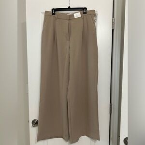 Abercrombie & Fitch Wide Leg Trousers in Taupe in size 32 Long